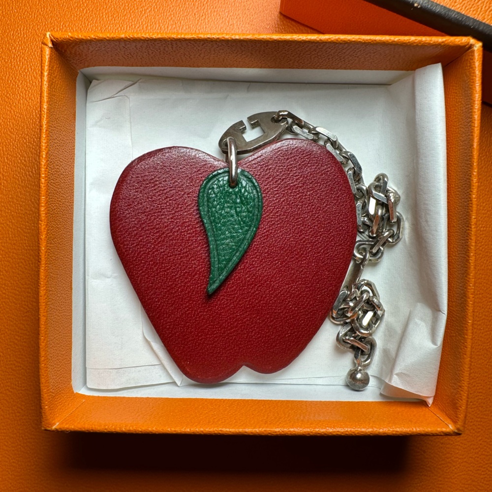 Hermes Apple charm .925 silver/sterling silver chain great for your Birkin Kelly - Picture 13 of 13